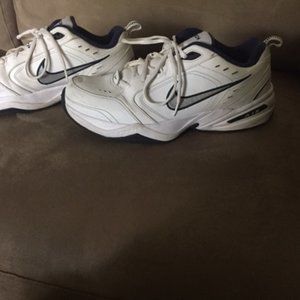 Men's Nike Air size 13